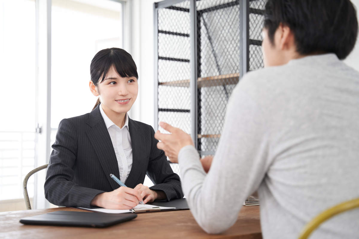 「傾聴力」は就活のESや履歴書の自己PRに使える長所